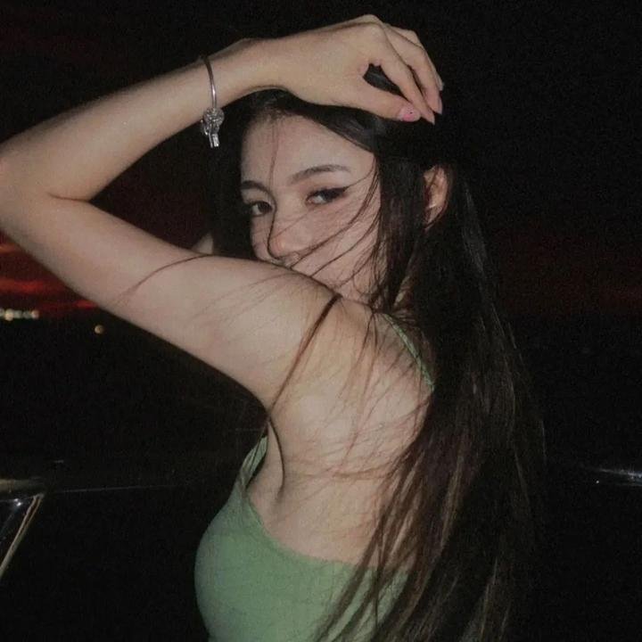 桃脸泪痕